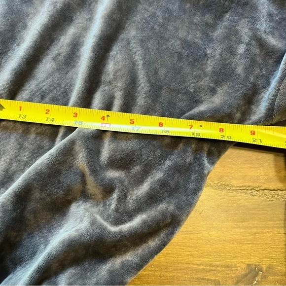 SAVVI Natasha Velour Velvet Sweater Cinched Gray Soft Large - Picture 4 of 8